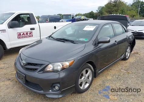 2013 Toyota Corolla S z USA, uszkodzony, nr VIN 2T1BU4EEXDC070531